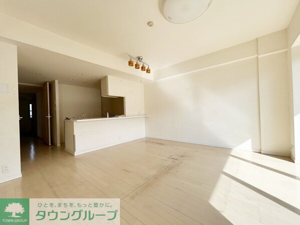 アーデル・フェリエ国立東の物件内観写真